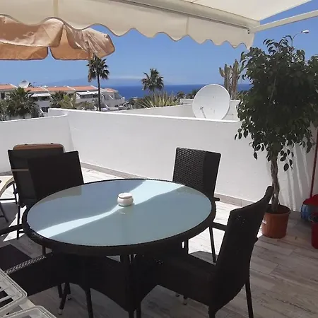 Island Village Heights Costa Adeje فندق *